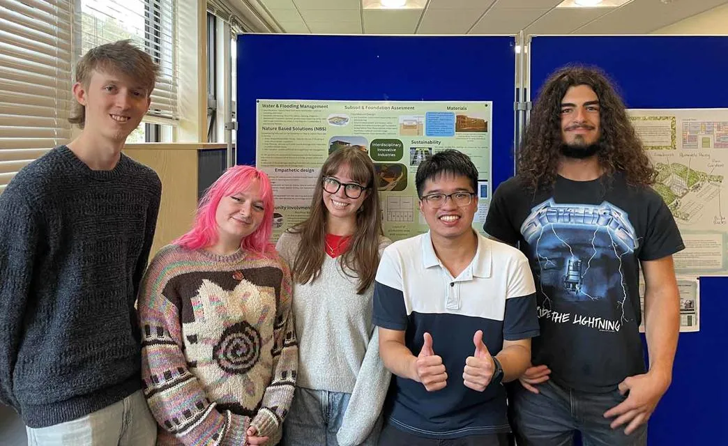 Winners of the Teamwork prize, 'Interdisciplinary Innovative Industries' Winners of the Teamwork prize, 'Interdisciplinary Innovative Industries'