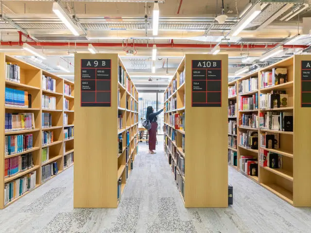 Dubai Campus Library