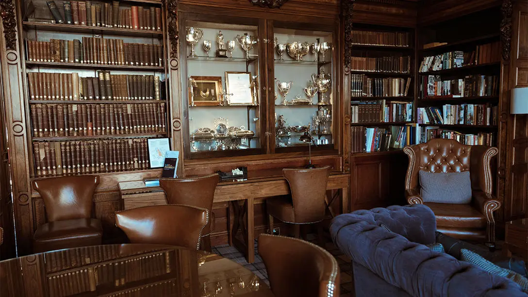 Royal Scots Club Members' Library
