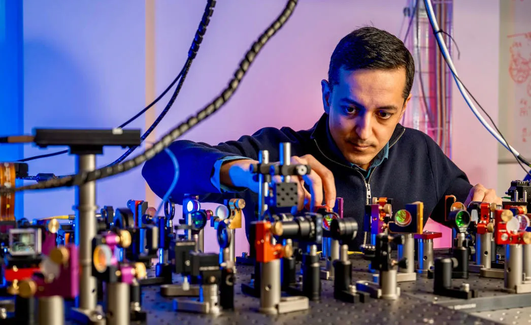 Professor Malik in his lab. Photo by Phil Wilkinson. Professor Malik in his lab. Photo by Phil Wilkinson.