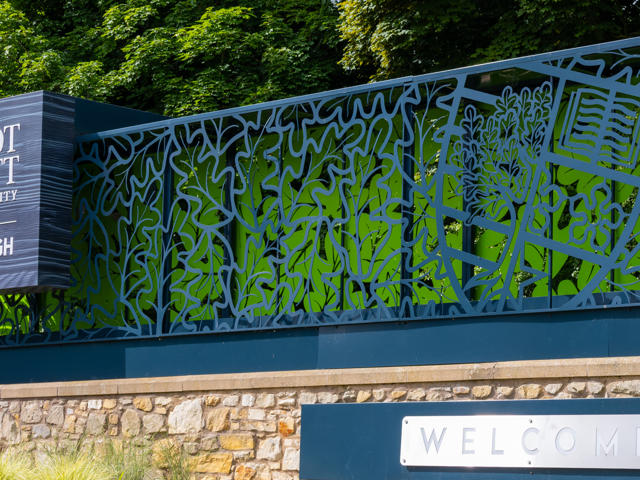 Welcome sign at Heriot-Watt University Edinburgh