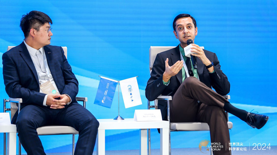 Professor Mehul Malik addressing a session at the World Laureates Forum in Shanghai. Professor Mehul Malik addressing a session at the World Laureates Forum in Shanghai.