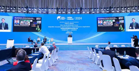 Professor Mehul Malik at the World Laureates Forum in Shanghai.