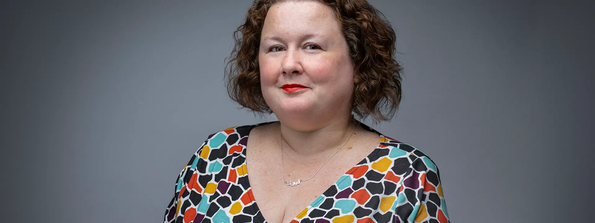 Portrait photo of Professor Fiona Robson
