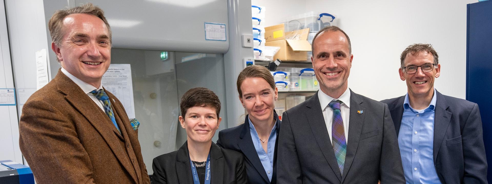 Prof. Chris Turney, Maiwenn Kersaudy-Kerhoas, Prof. Dr med. Nana-Maria Wagner, Clemens Hoch, and Prof. Nicholas (Nick) Leslie