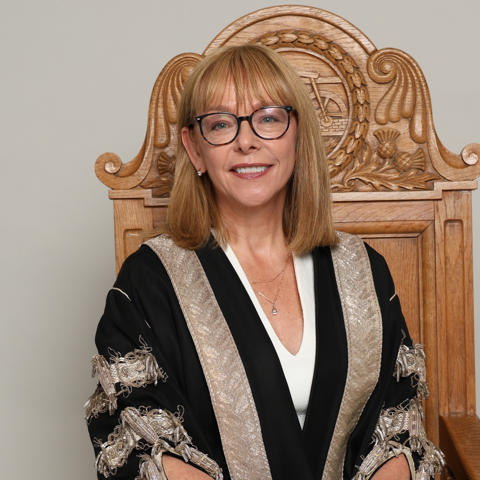 Nola Hewitt-Dundas