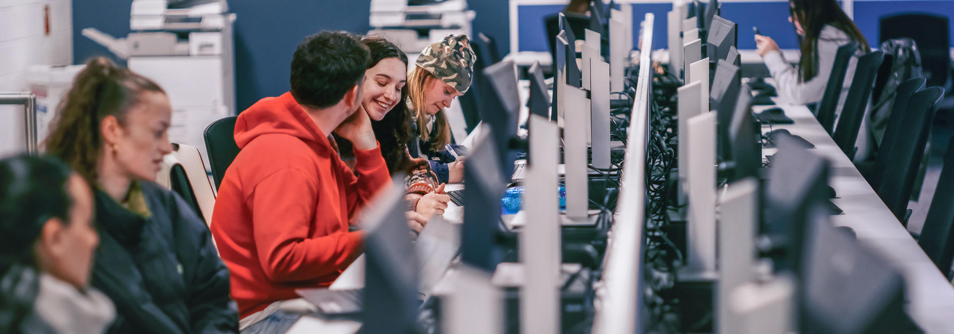 Students working in a PC lab