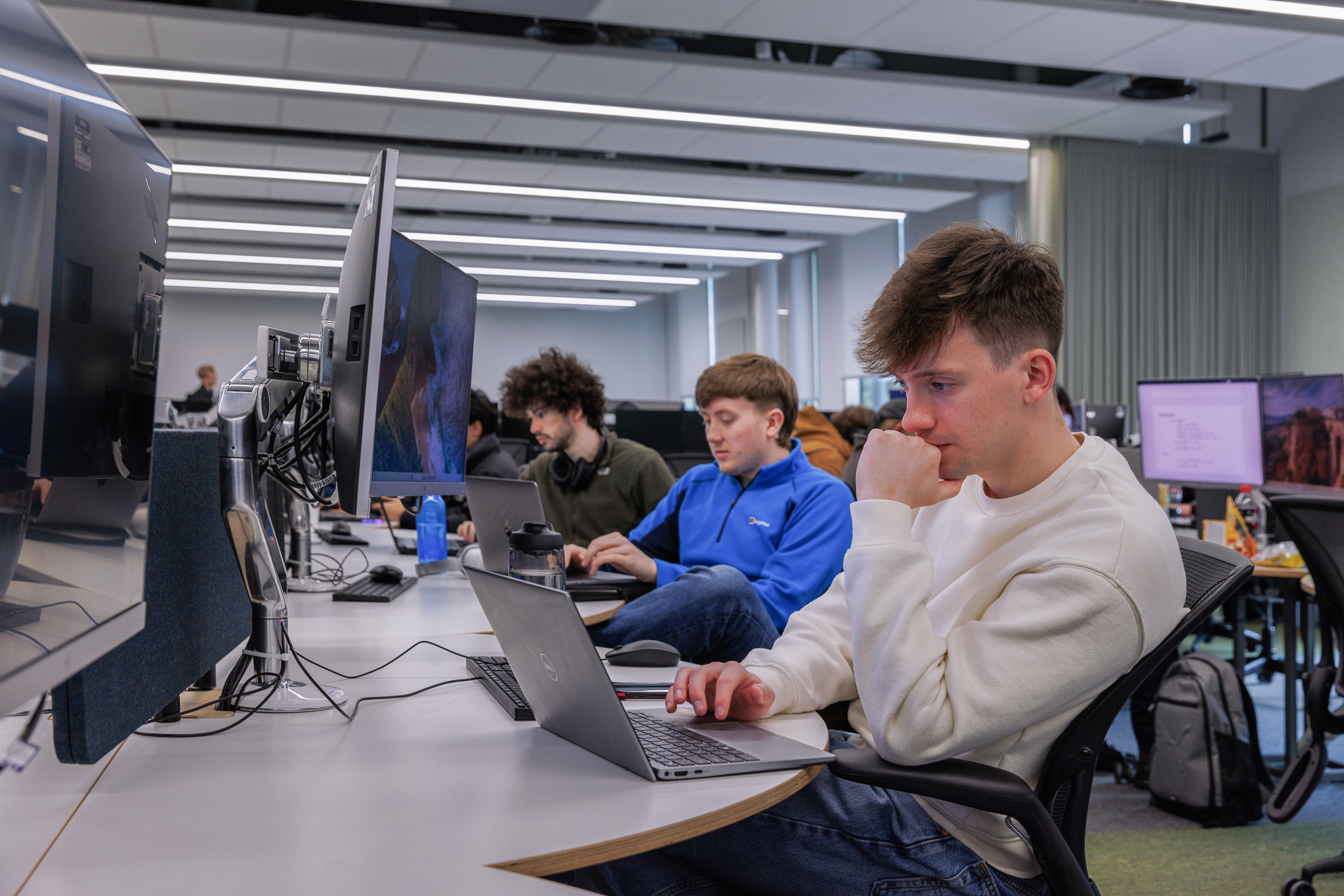Students working in a computer lab