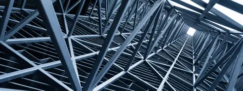 Metal building structure