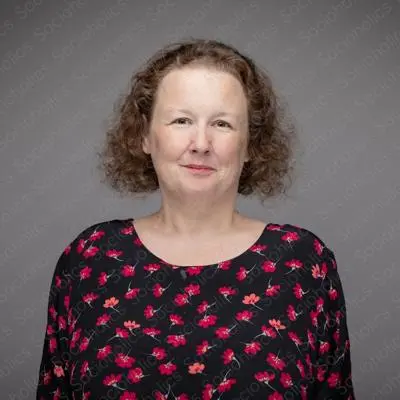 Fiona Robson