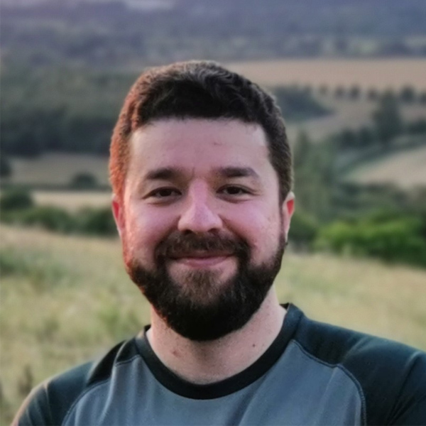 morteza-haghighat-sefat-headshot