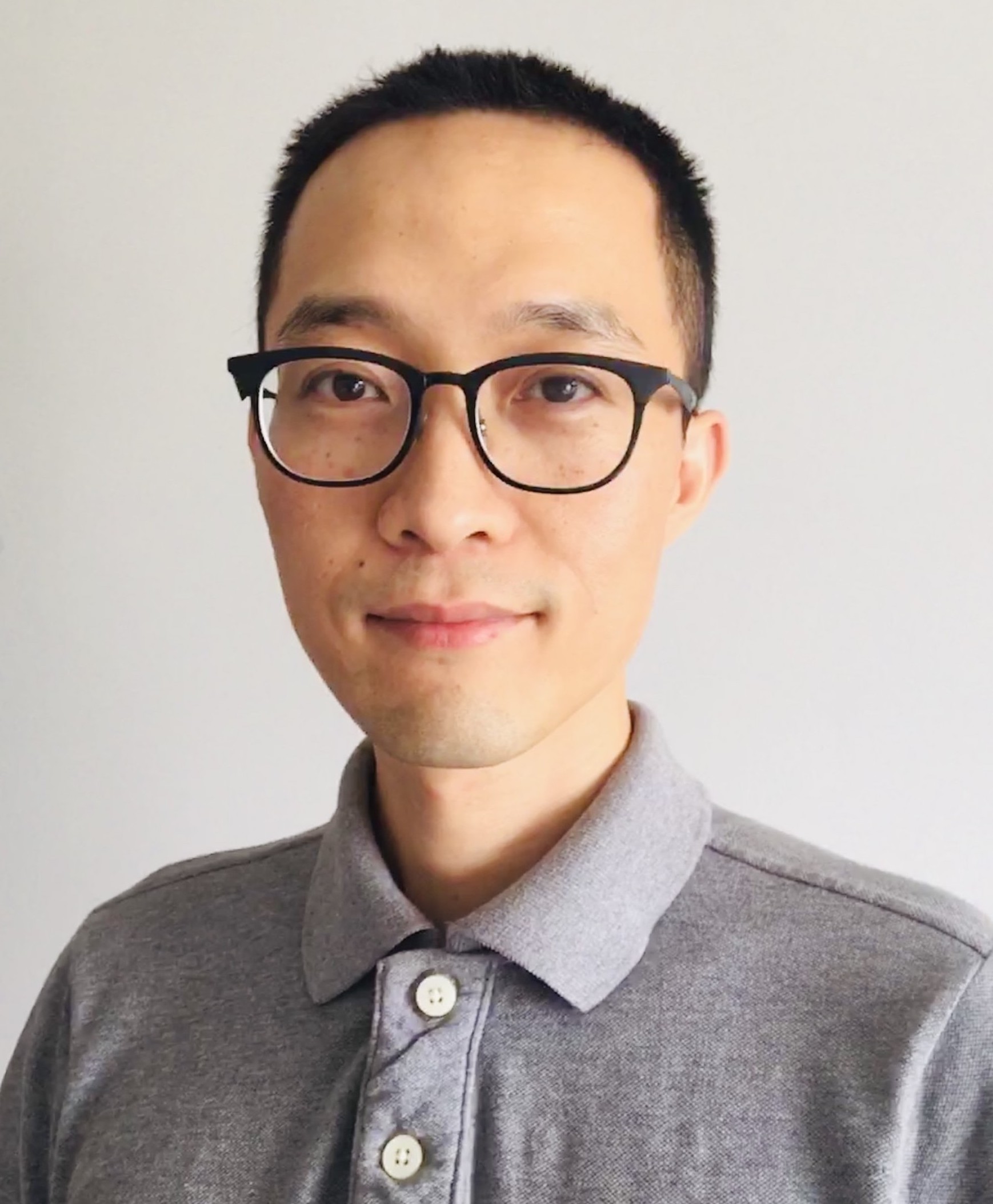 Shiwen Zhuang