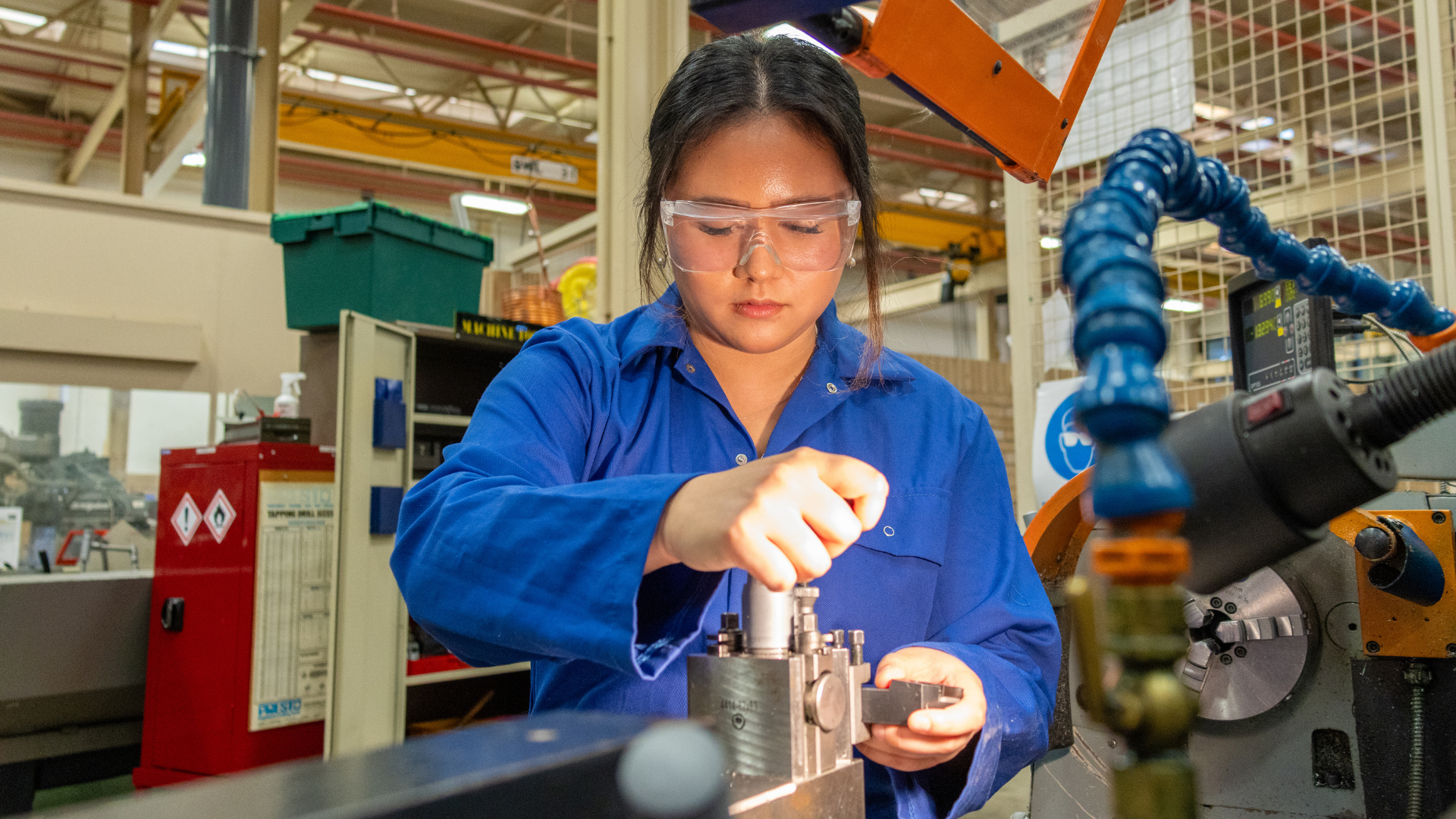 Uriel, aerospace engineering student, in the mechanical engineering workshop 