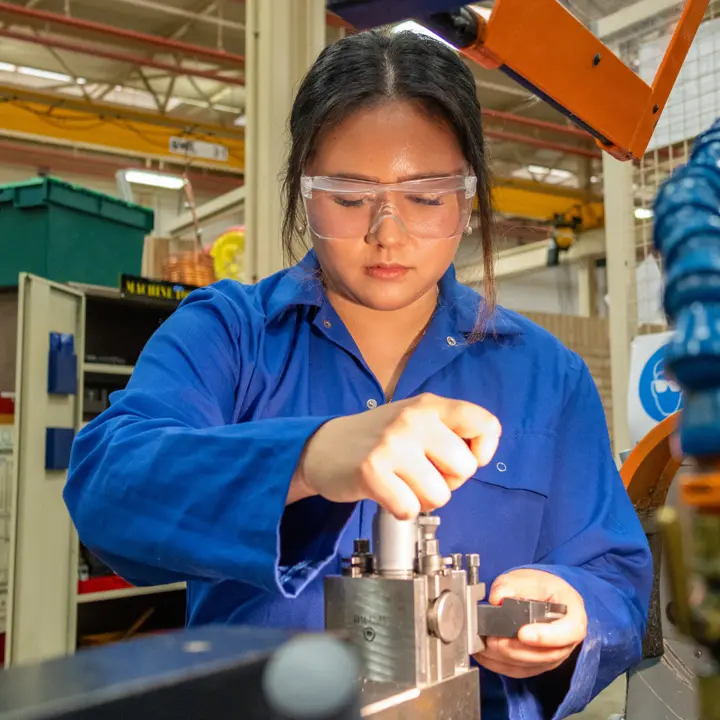 Uriel, aerospace engineering student, in the mechanical engineering workshop