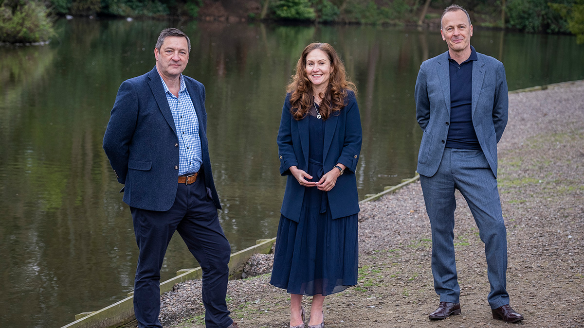 Bill Ireland of Logan Energy (L), Professor Gillian Murray of Heriot-Watt University and David Amos of PlusZero