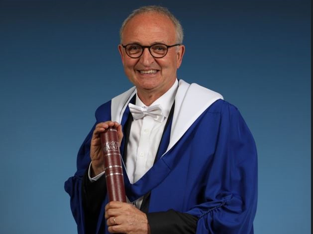 Professor Rainer Helmig
