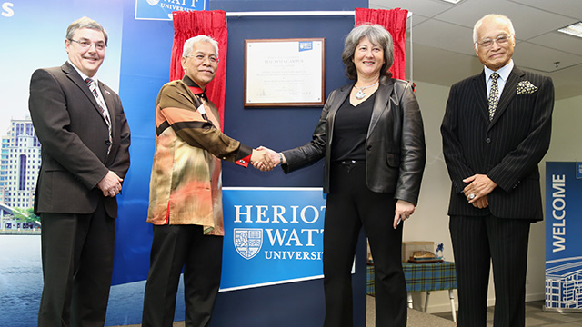 Minister of Education II, Idris Jusoh and British High Commissioner, Vicky Treadell at the official launch of the new Malaysia campus