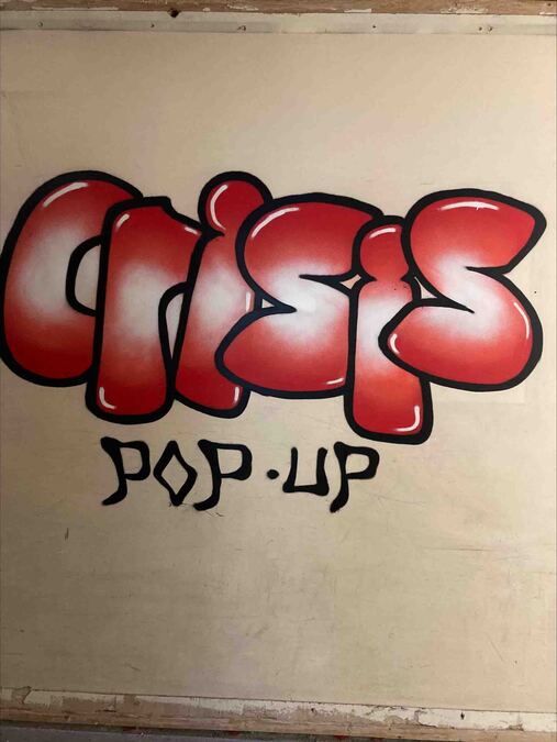 Crisis pop-up