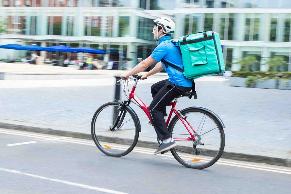 Food delivery courier